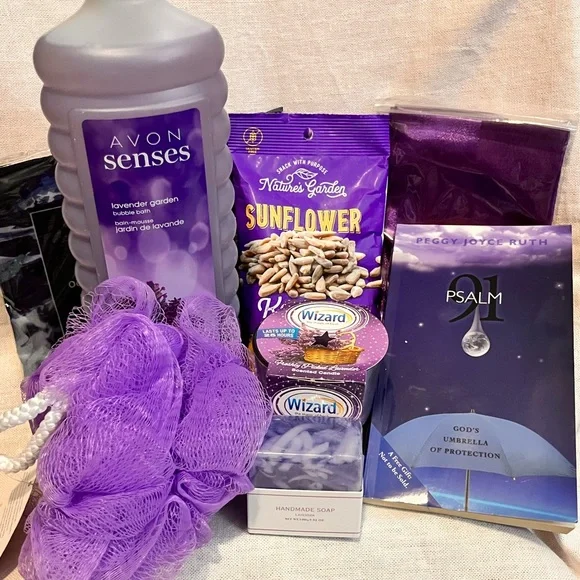 Avon Senses Lavender Garden Body Wash & Relax Bundle - Picture 2 of 9